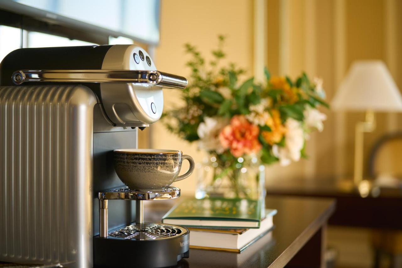 Castlemartyr Resort Hotel Eksteriør bilde A Nespresso machine