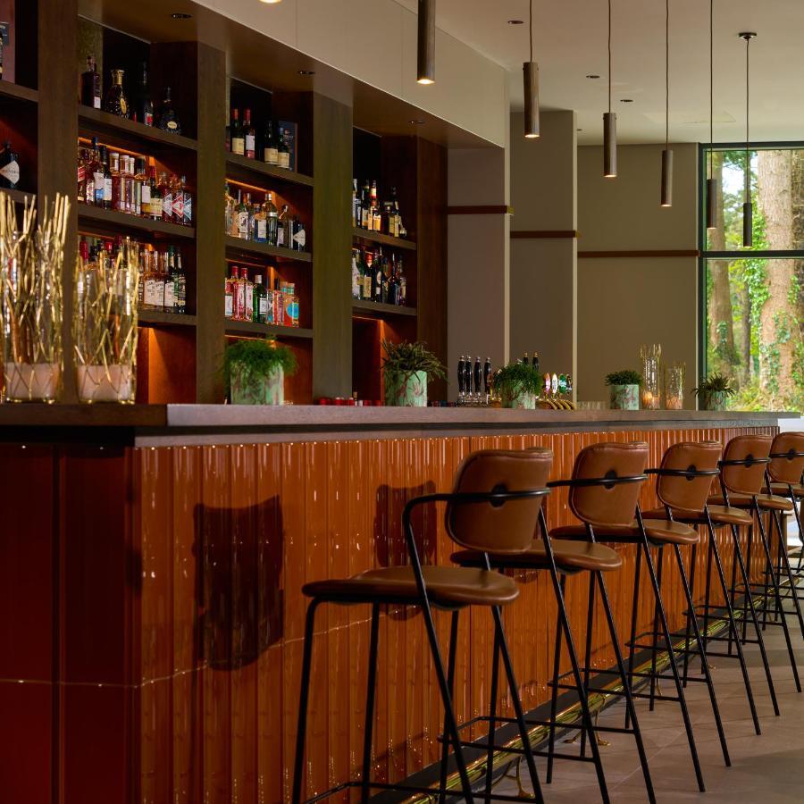 Castlemartyr Resort Hotel Eksteriør bilde The bar at the hotel