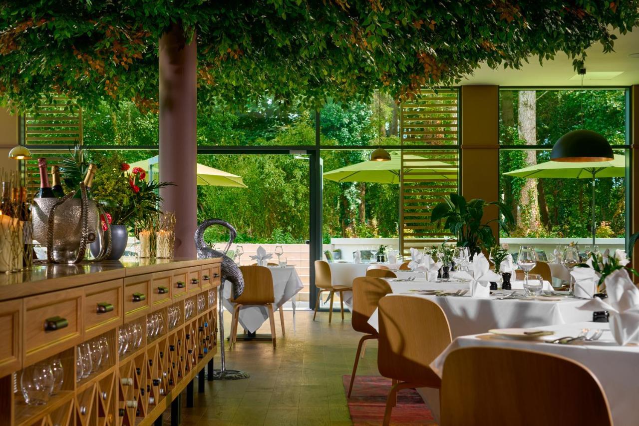 Castlemartyr Resort Hotel Eksteriør bilde Restaurant "Le Pergolato"
