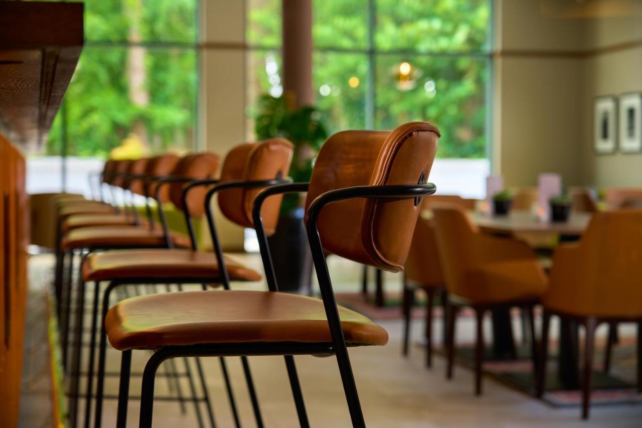 Castlemartyr Resort Hotel Eksteriør bilde Bar stools