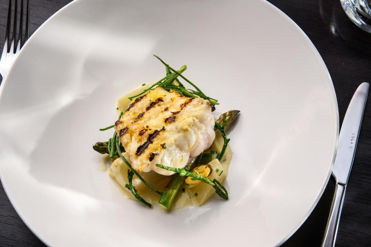 Castlemartyr Resort Hotel Eksteriør bilde A plate of turbot