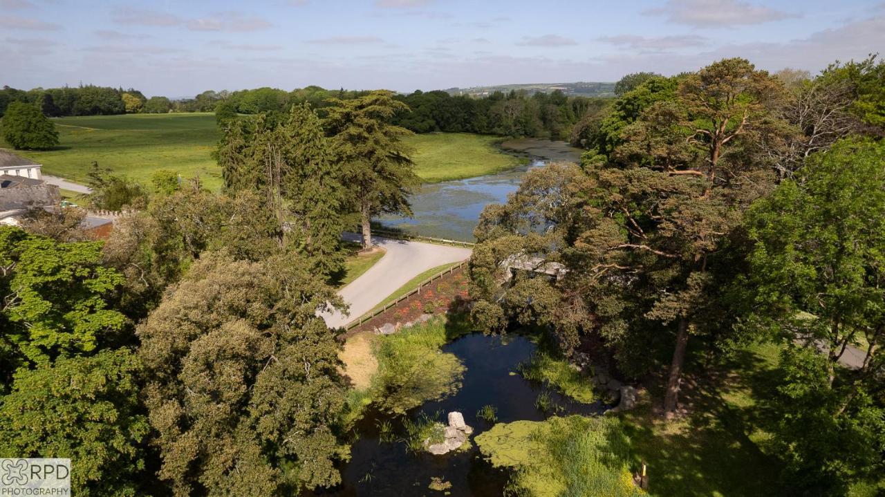 Castlemartyr Resort Hotel Eksteriør bilde The River Wye at the entrance to the estate
